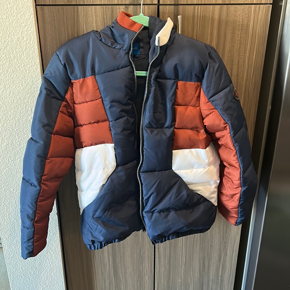 Boys/Kids Perry Ellis (brand) puffy Jacket Size 14/16